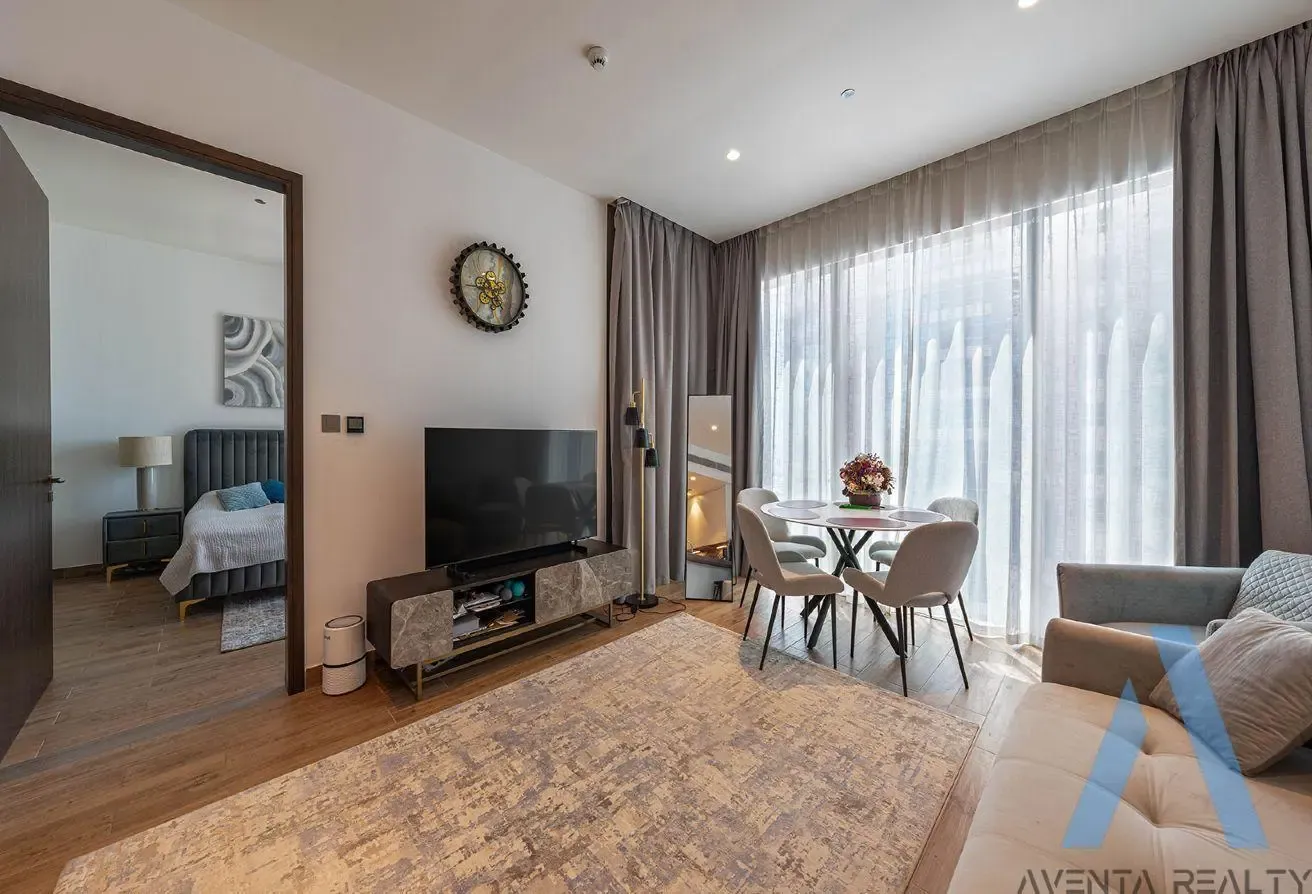 Fully Furnished | Mariott Facing |Practical Layout