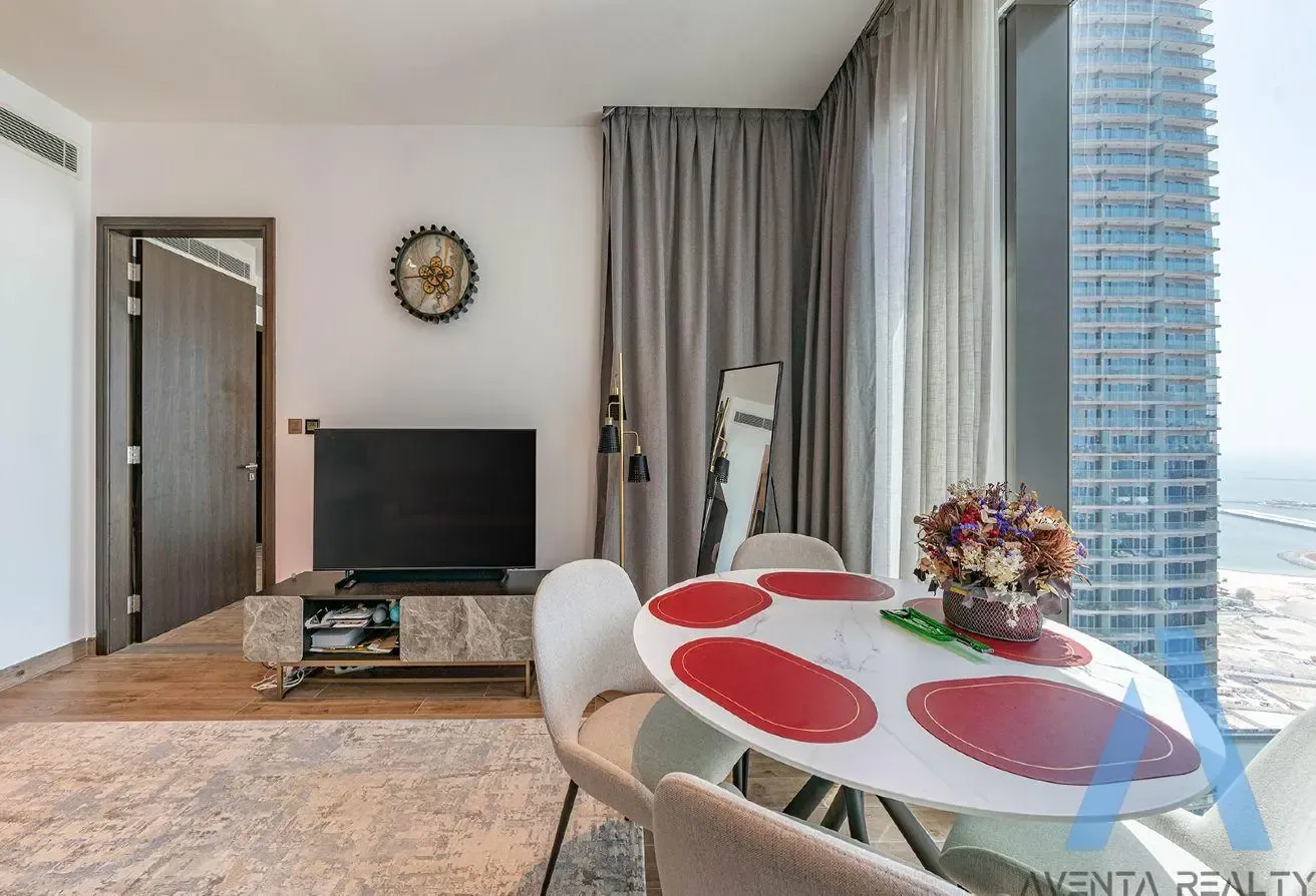 Fully Furnished | Mariott Facing |Practical Layout