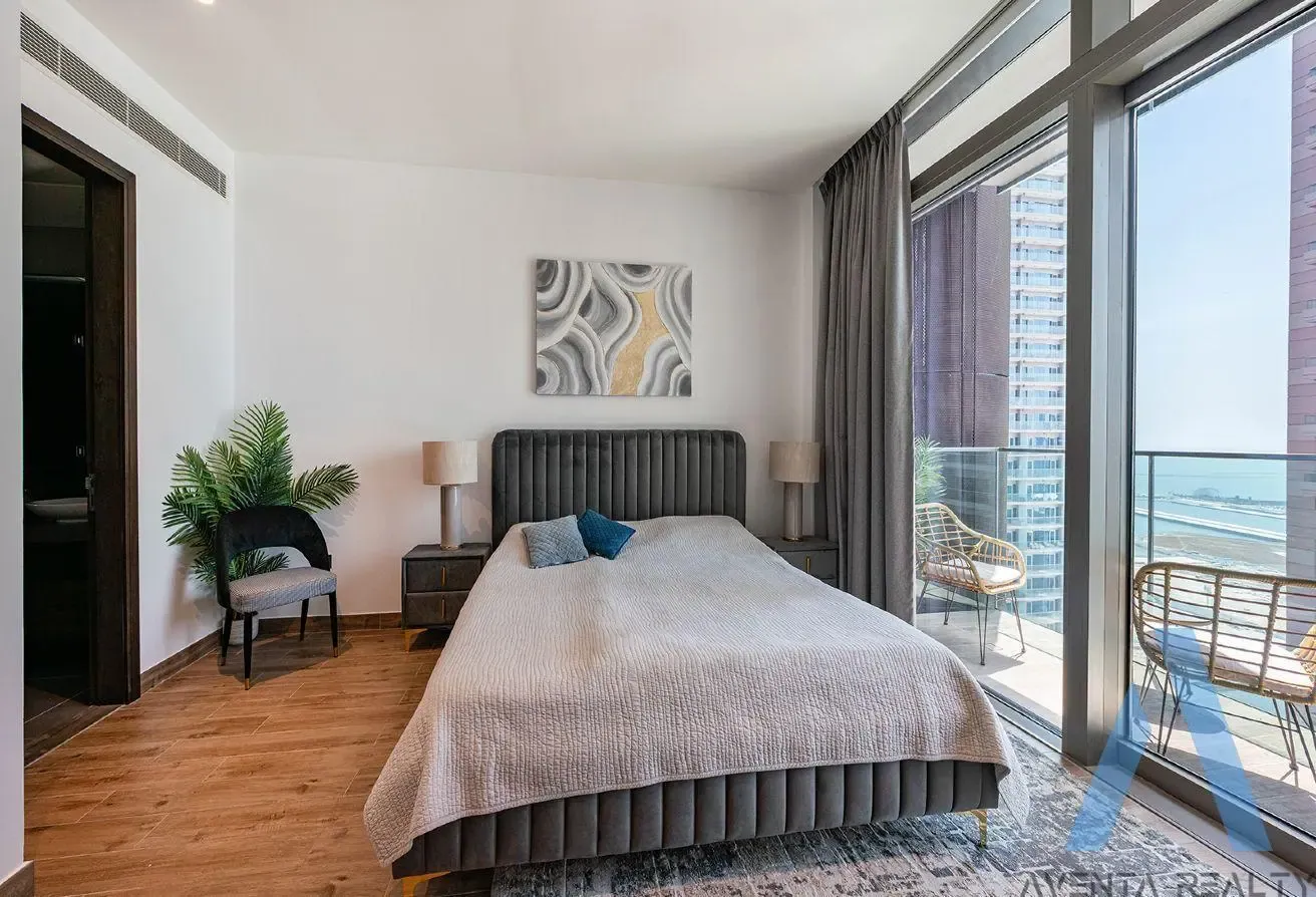 Fully Furnished | Mariott Facing |Practical Layout
