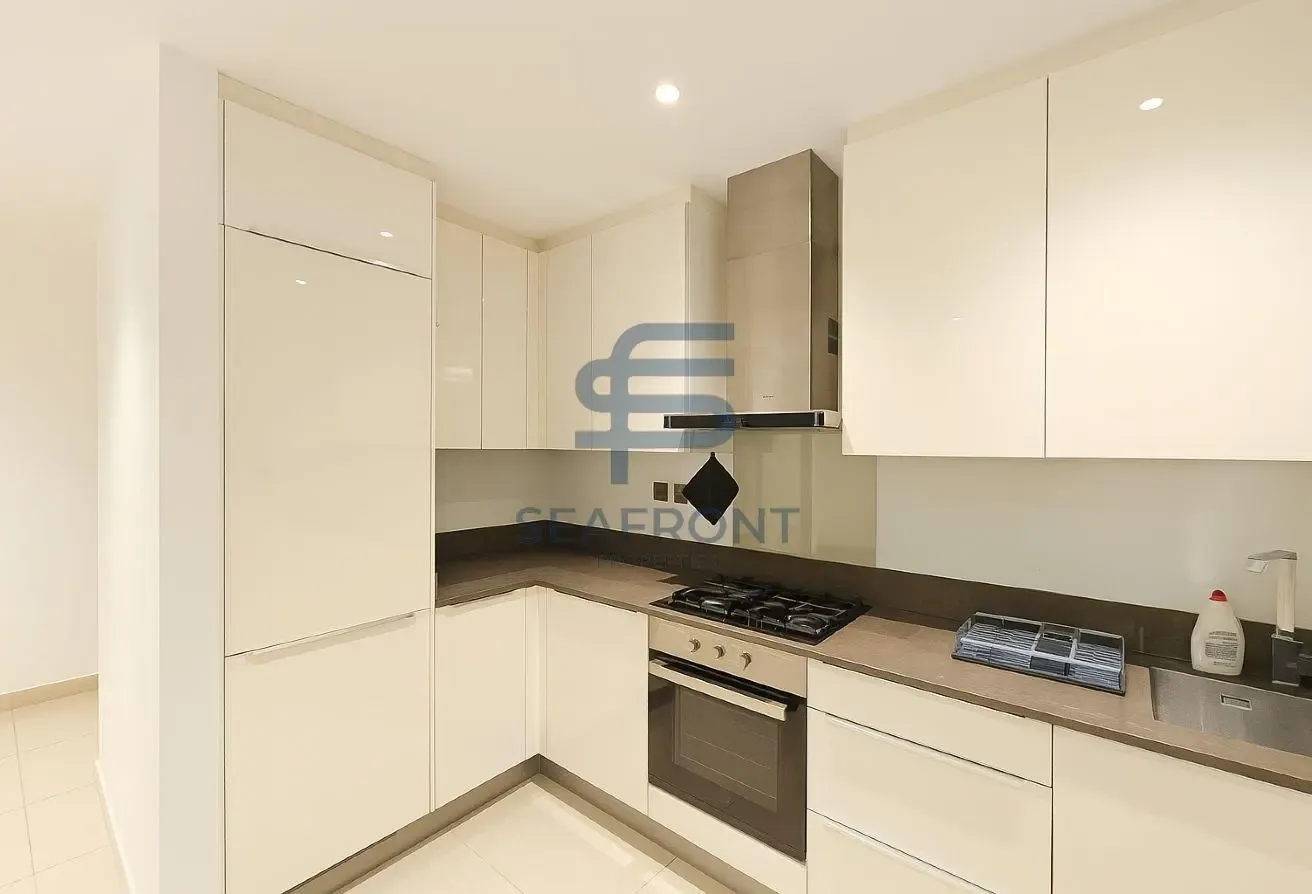 1 BR | Spacious Unit | Ready to Move