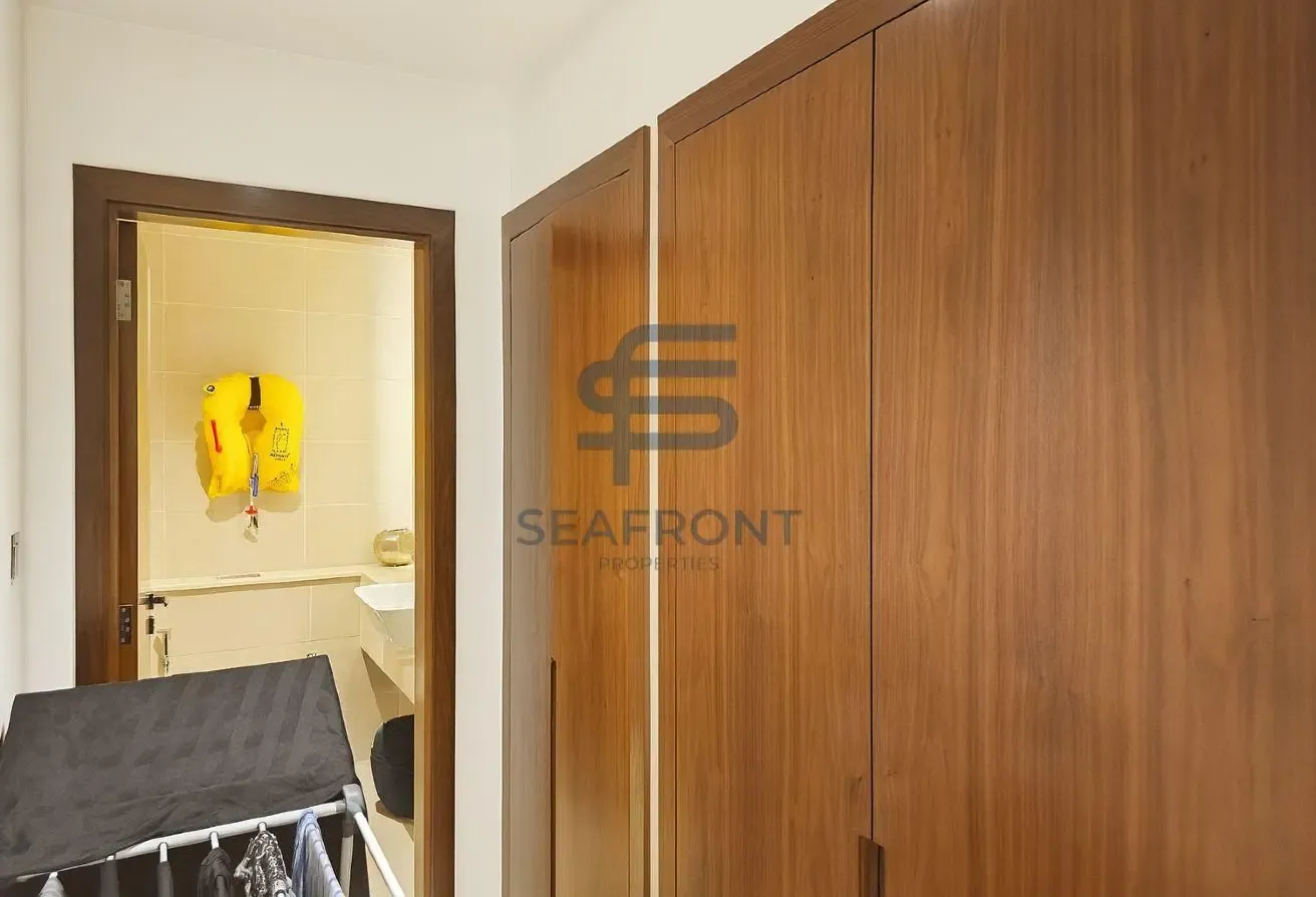 1 BR | Spacious Unit | Ready to Move