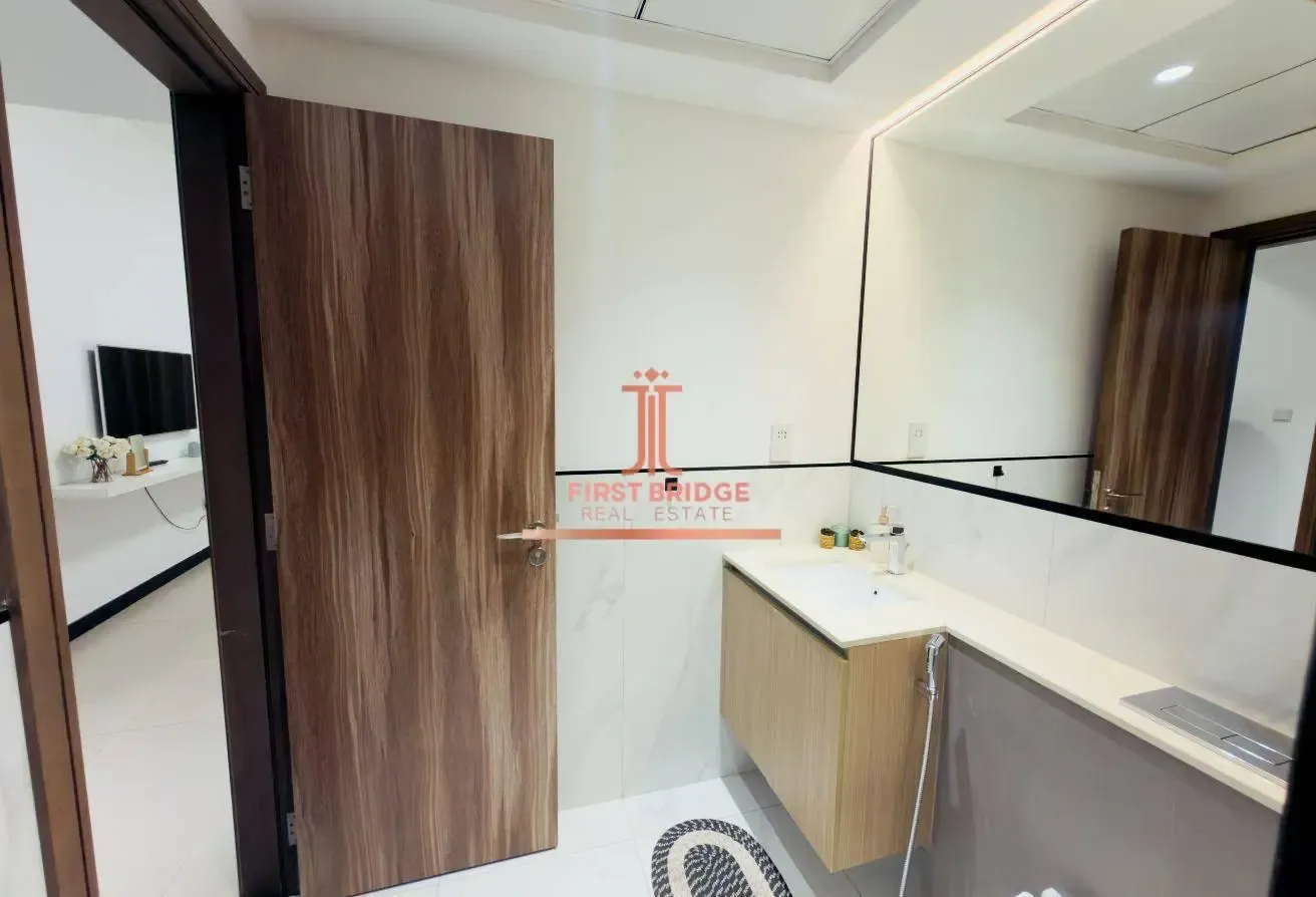 Furnished| Vacant| Community Living