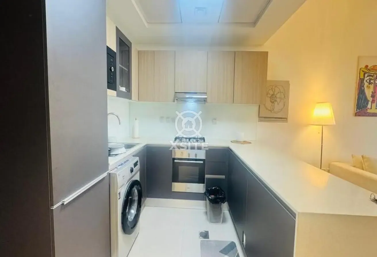 Classy Unit | Fully Furnished|Park View