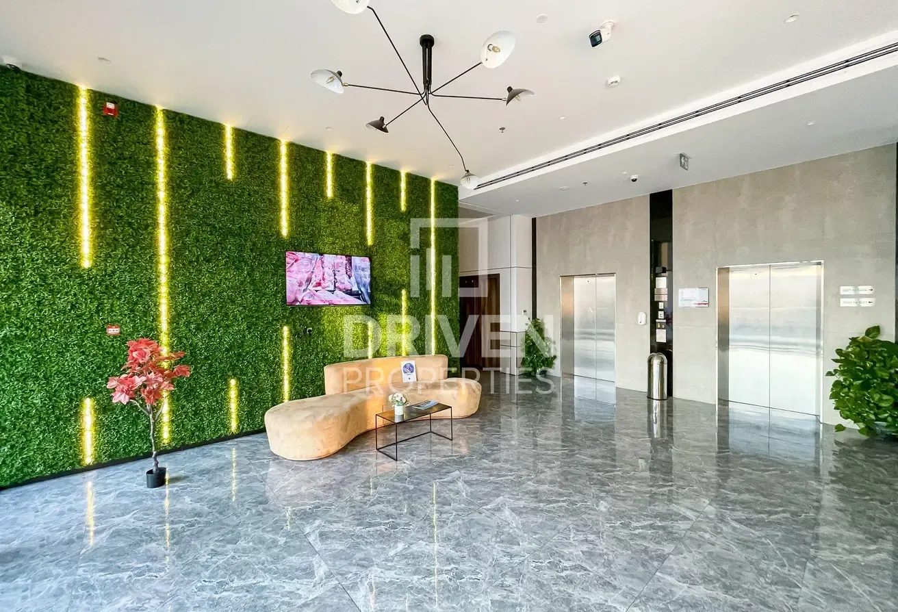 Huge Terrace | Investor Deal | Tranquil Community