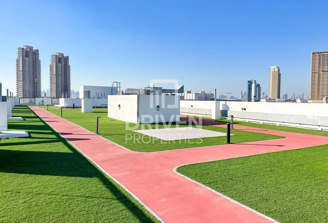 Huge Terrace | Investor Deal | Tranquil Community