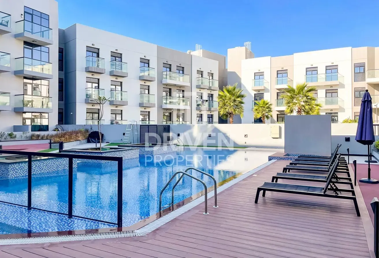Huge Terrace | Investor Deal | Tranquil Community