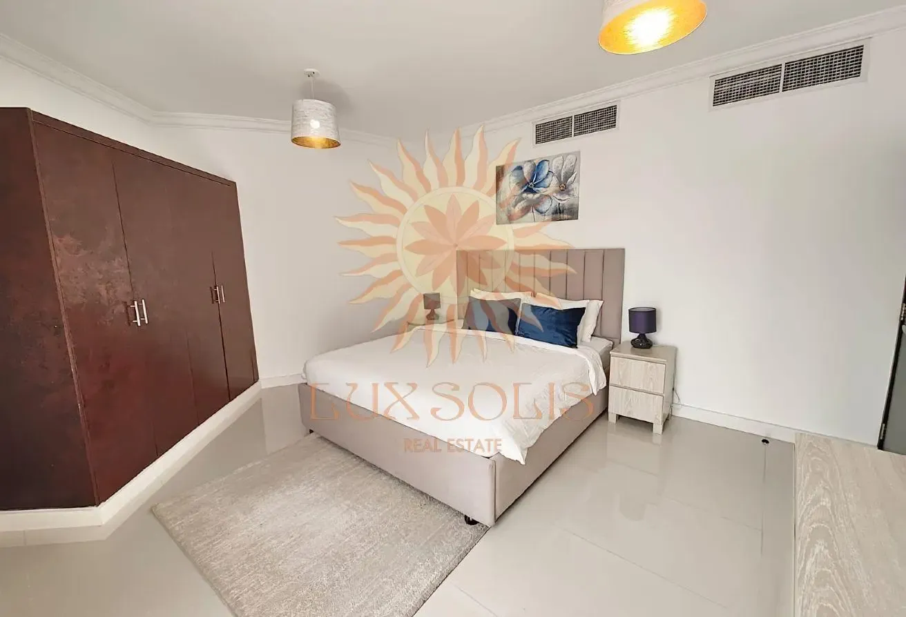 LOW-RISE BUILDING | FURNISHED | QUIET AREA