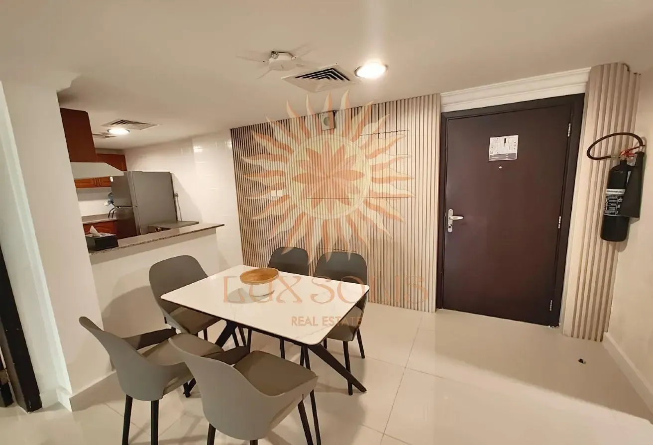LOW-RISE BUILDING | FURNISHED | CALM AREA