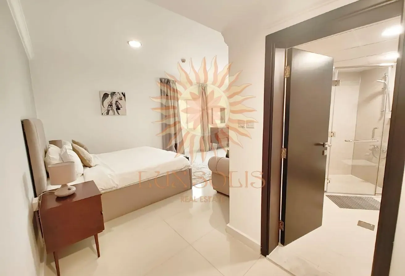 LOW-RISE BUILDING | FURNISHED | CALM AREA