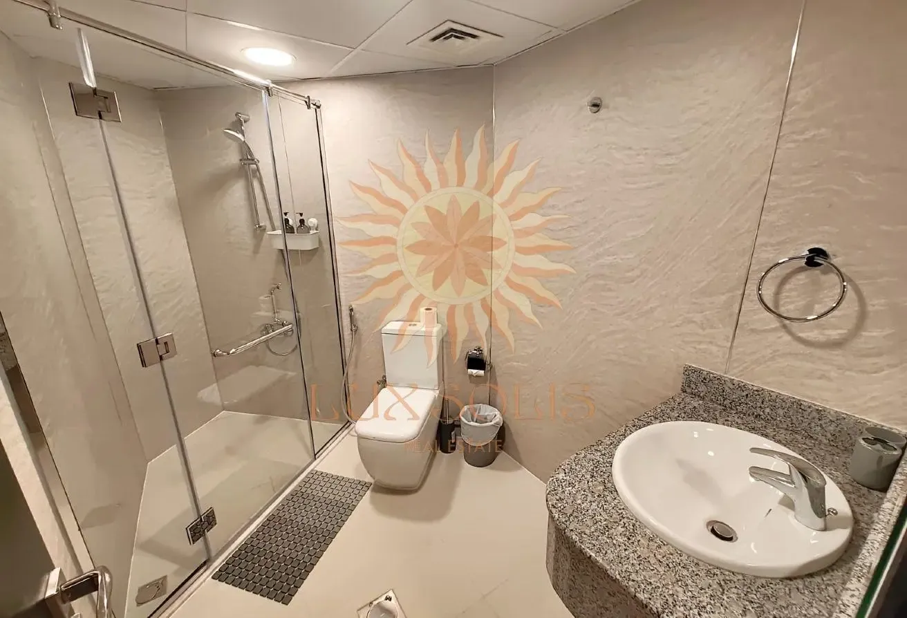 LOW-RISE BUILDING | FURNISHED | CALM AREA