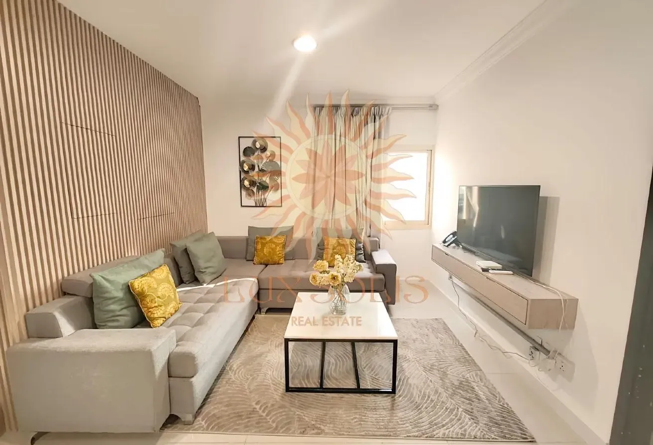 LOW-RISE BUILDING | FURNISHED | CALM AREA