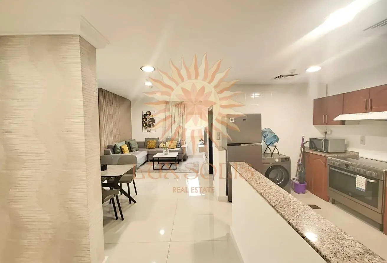 LOW-RISE BUILDING | FURNISHED | CALM AREA