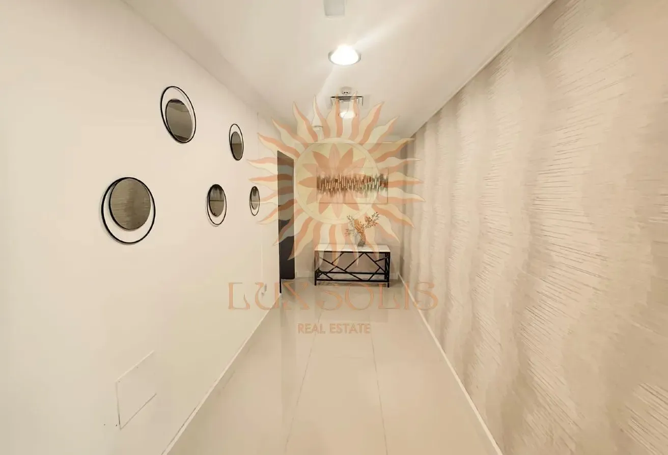 LOW-RISE BUILDING | FURNISHED | CALM AREA