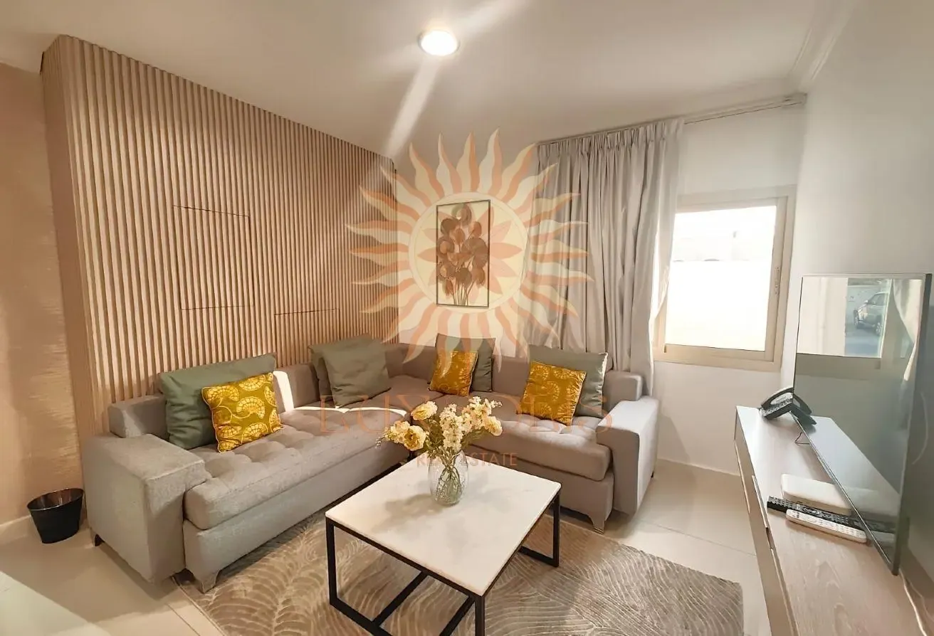 LOW-RISE BUILDING | FURNISHED | CALM AREA