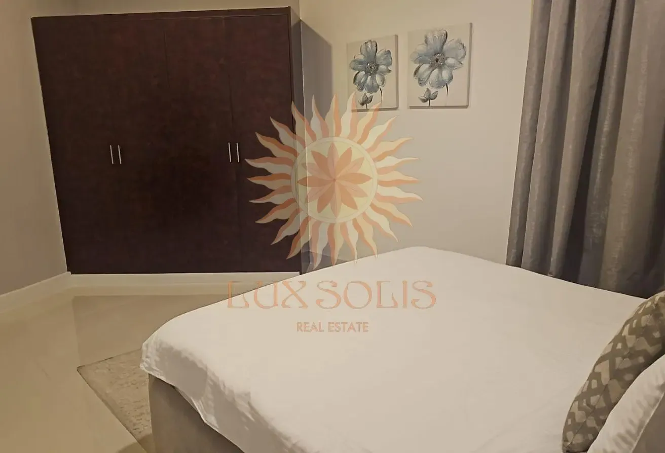 LOW-RISE CALM BUILDING | FURNISHED | FOR FAMILY