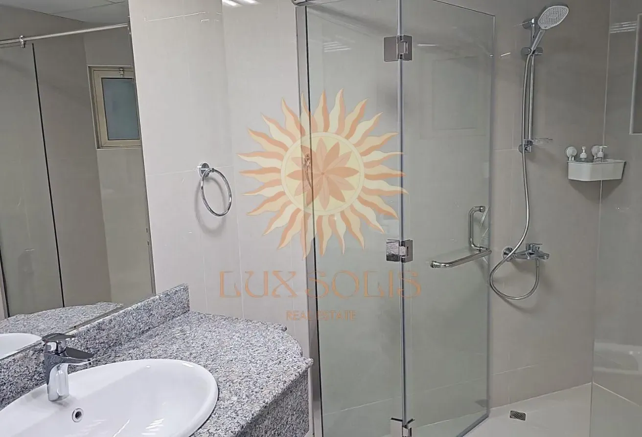 LOW-RISE CALM BUILDING | FURNISHED | FOR FAMILY
