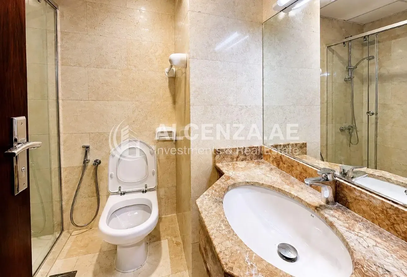 Fully Furnished | Vacant | Kitchen Appliances
