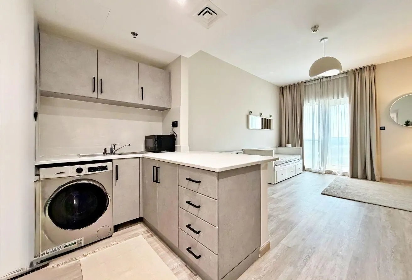 Cozy | Upgraded Bathroom & Kitchen | Available