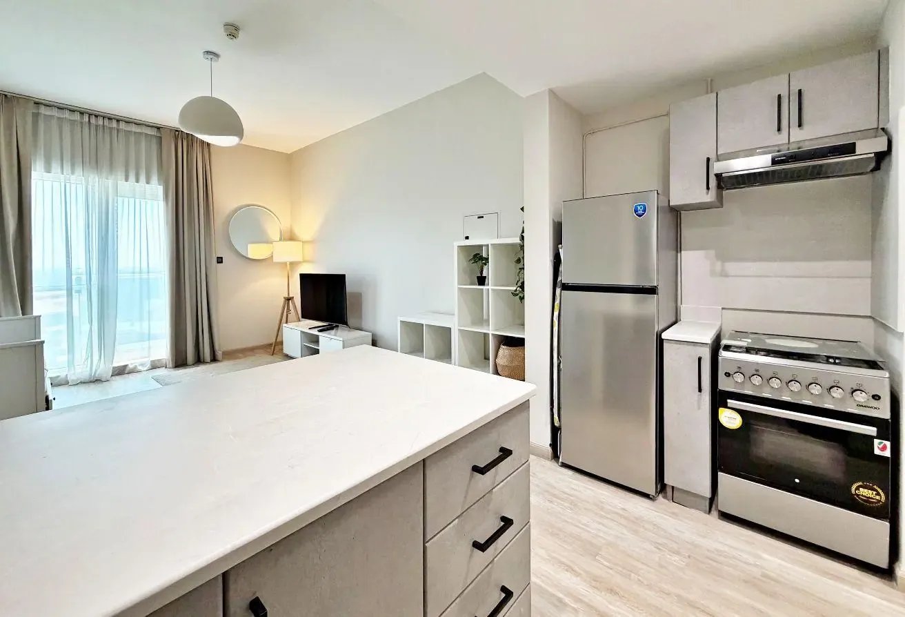 Cozy | Upgraded Bathroom & Kitchen | Available