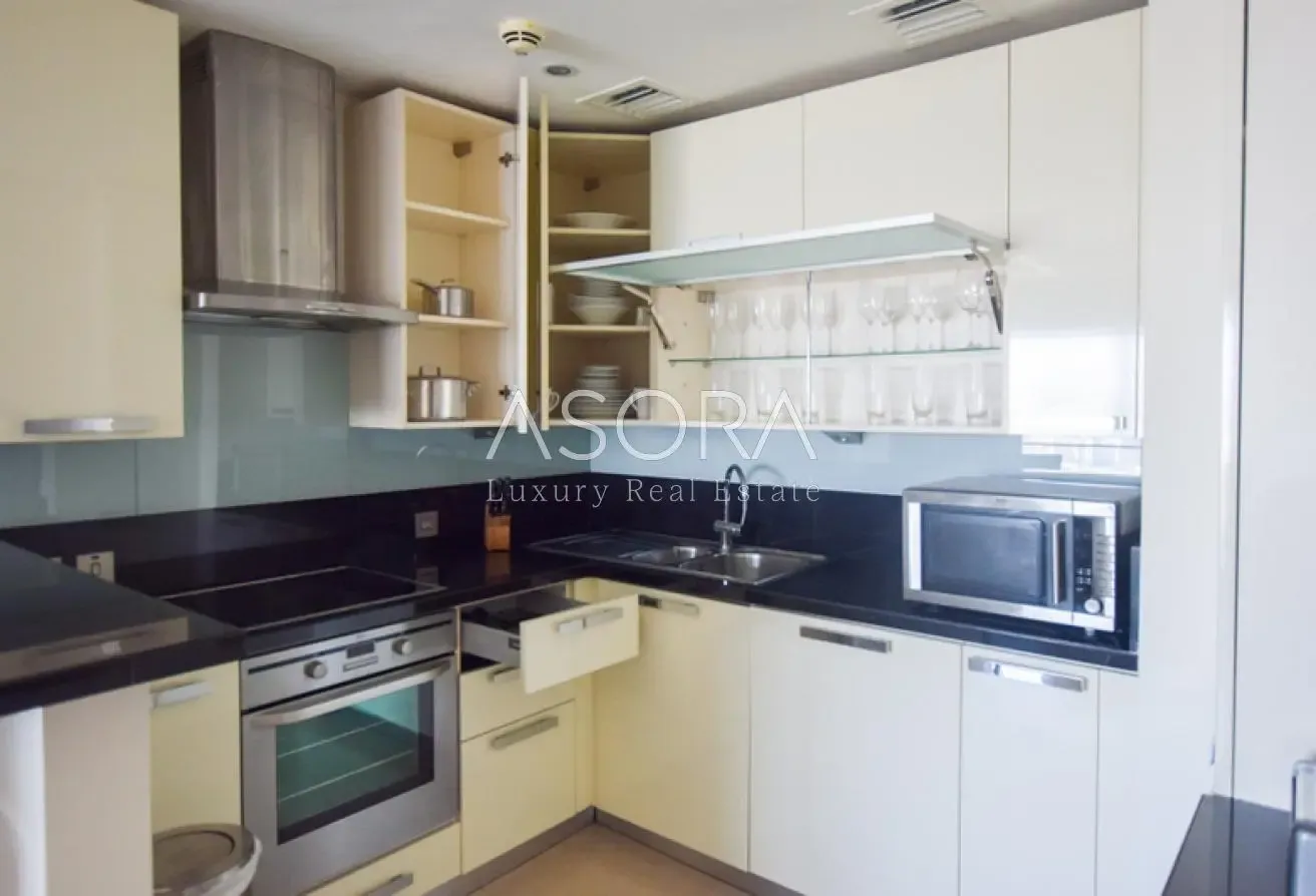 Luxury Furnished & cozy 2BR | Corner unit