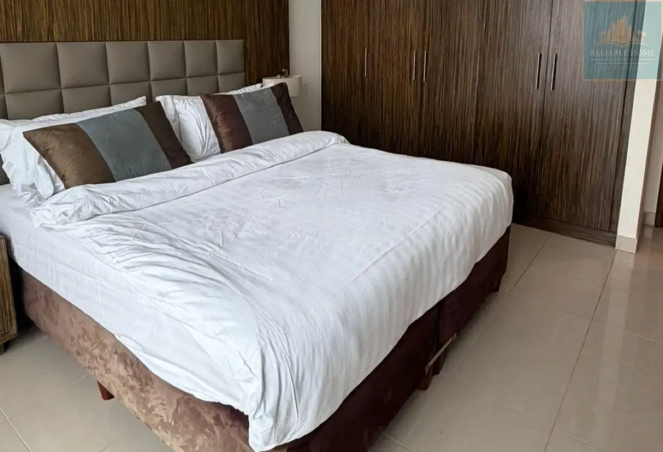 Furnished  Apartment | High Floor