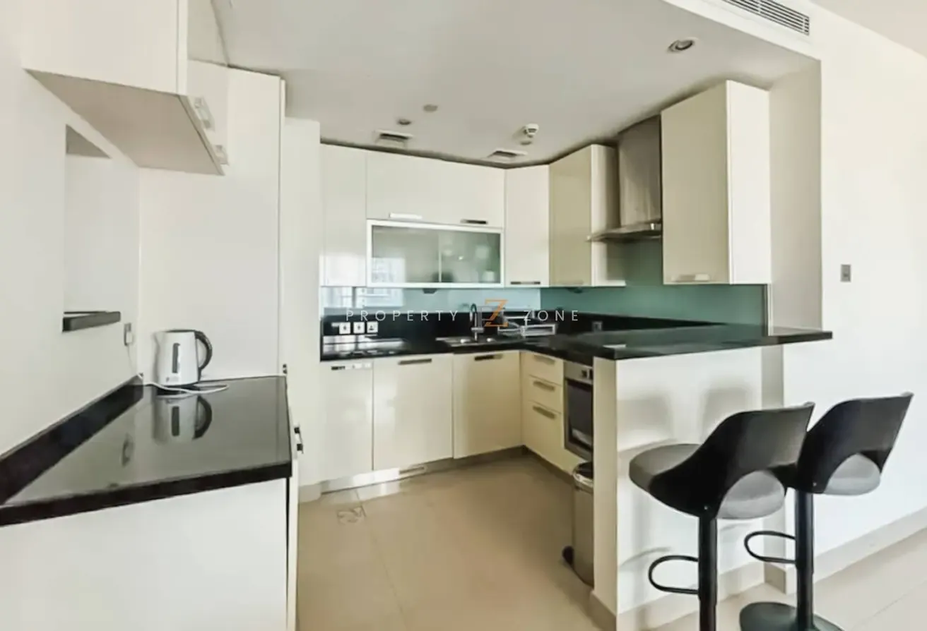 Luxury 2BR | Specious | Prime Location
