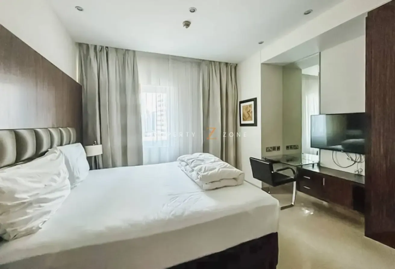 Luxury 2BR | Specious | Prime Location