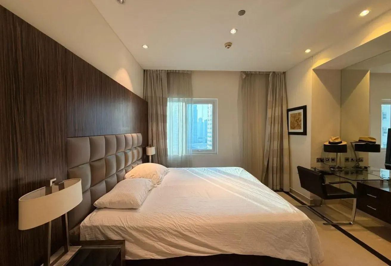 Fully Furnished 2-Bedroom Apartment | Bonnington