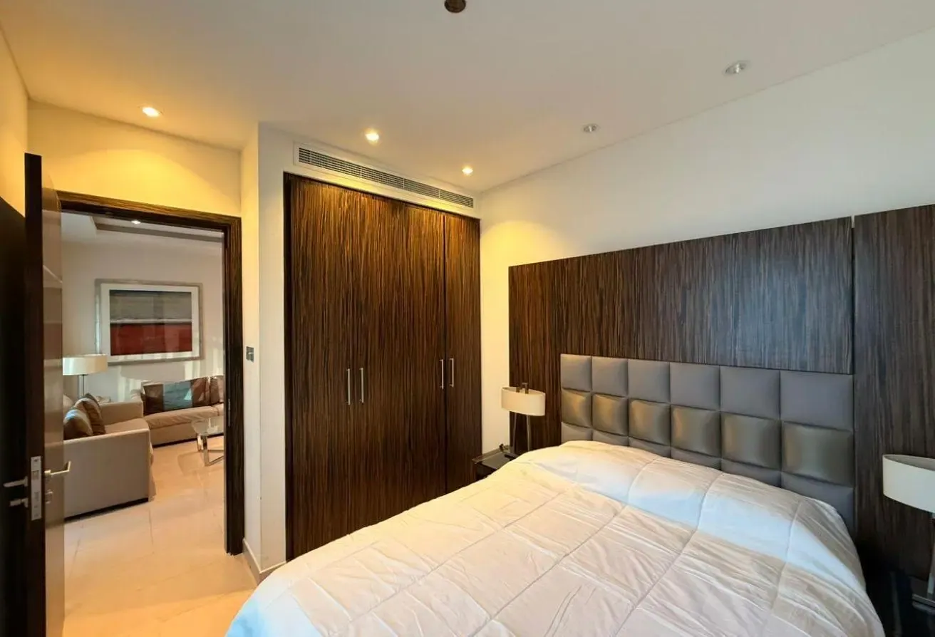 Fully Furnished 2-Bedroom Apartment | Bonnington