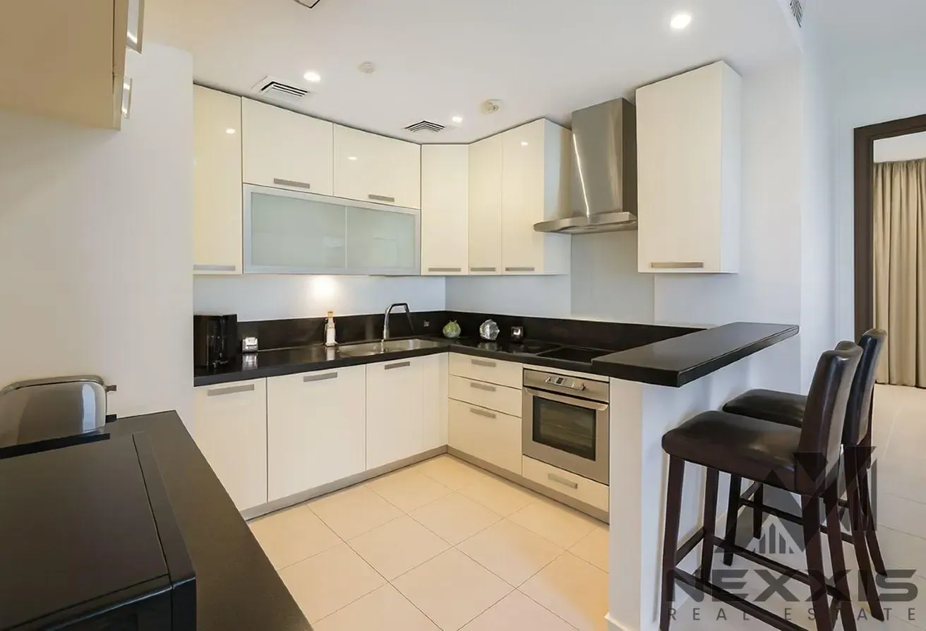 Fully Furnished | 5 Star Hotel Building | Vacant