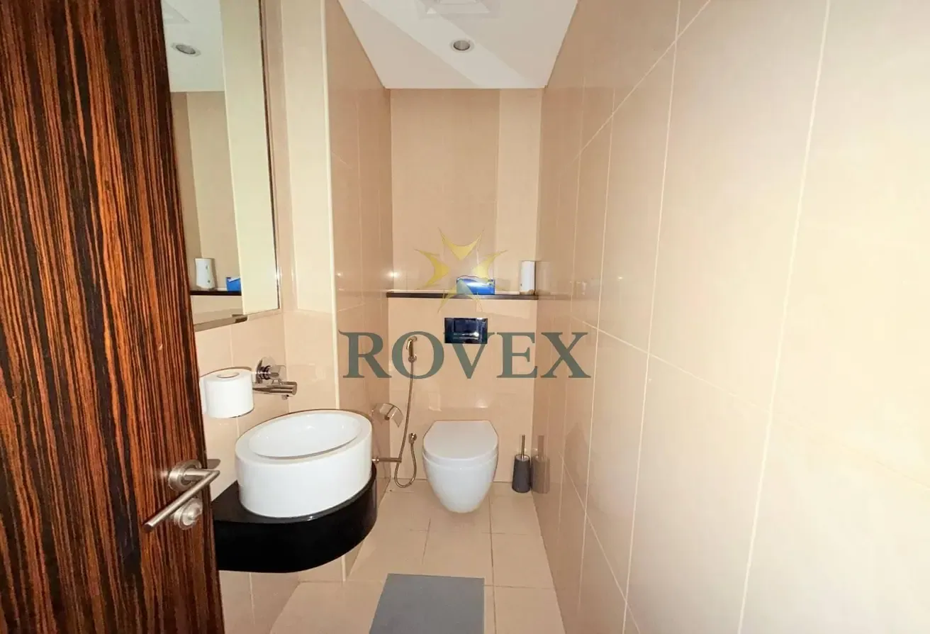 Furnished | Bonnington Tower | Best Price