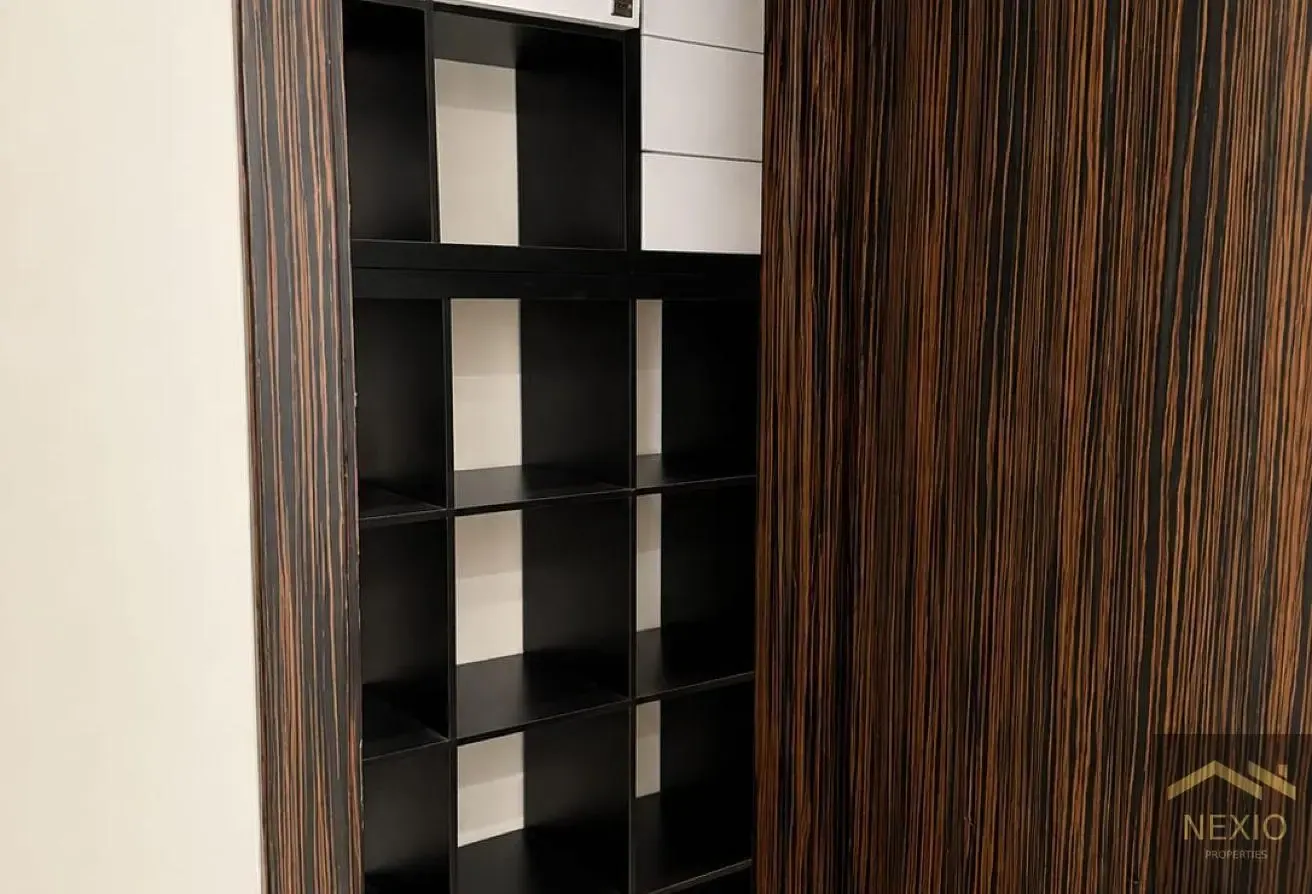 Bright unit | High Floor | Ready to Move