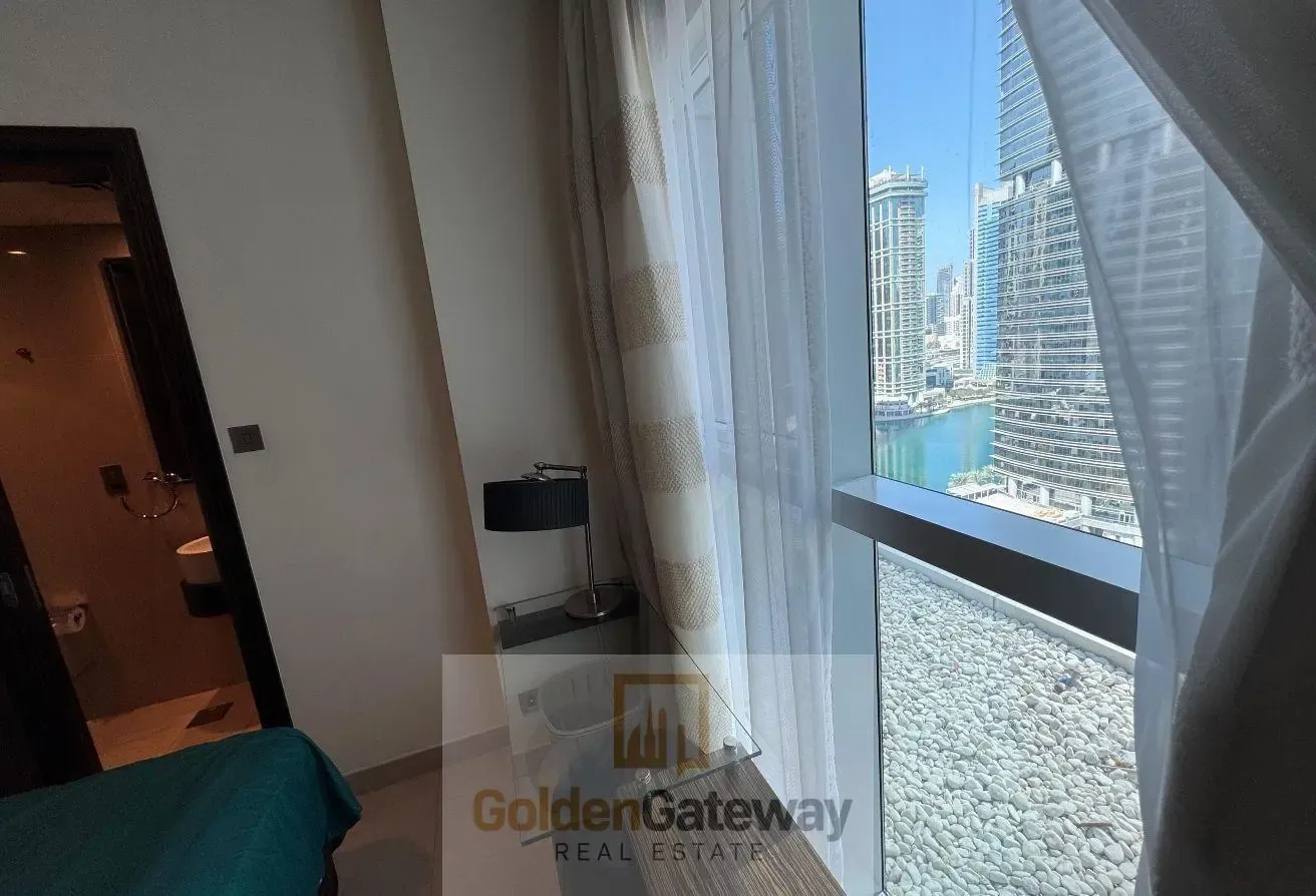 Furnished | Lake Facing | High Quality | 2 Bed |