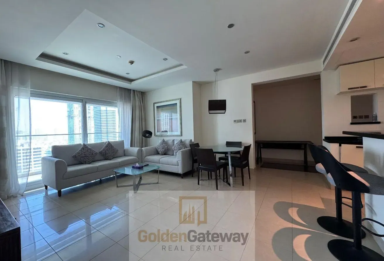 Furnished | Lake Facing | High Quality | 2 Bed |