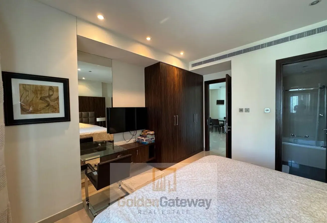 Furnished | Lake Facing | High Quality | 2 Bed |