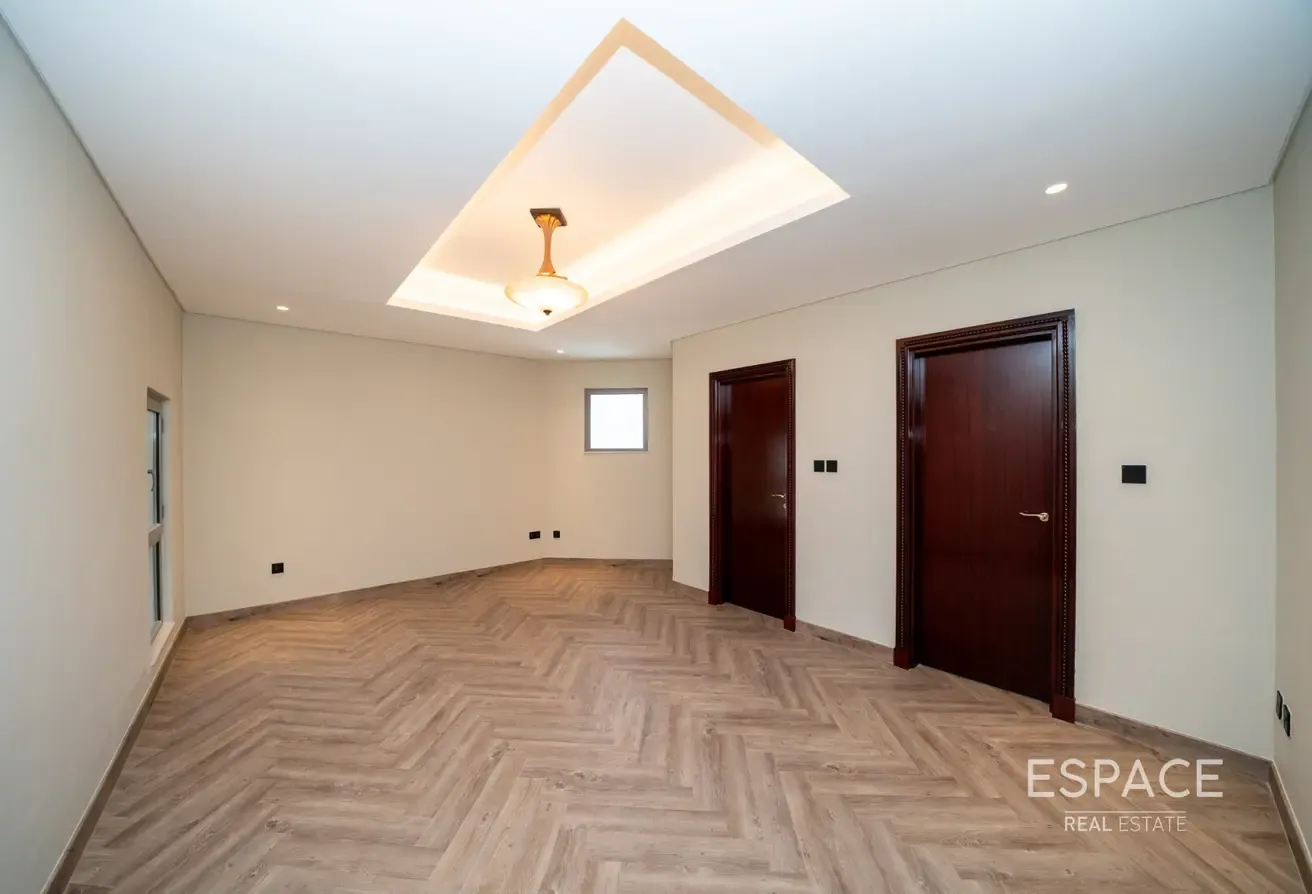 Unfurnished | High Number | Skyline Views