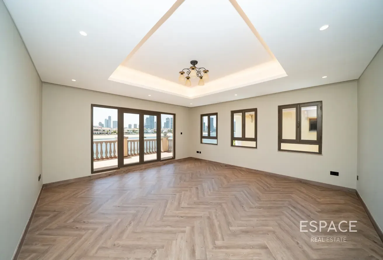 Unfurnished | High Number | Skyline Views