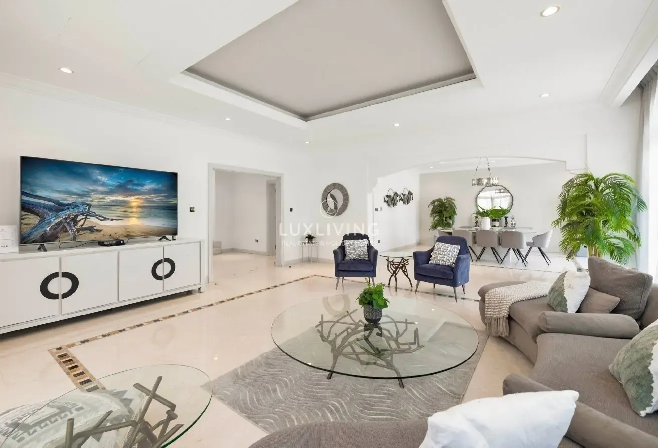 Fully Furnished | High Number | Marina Skyline