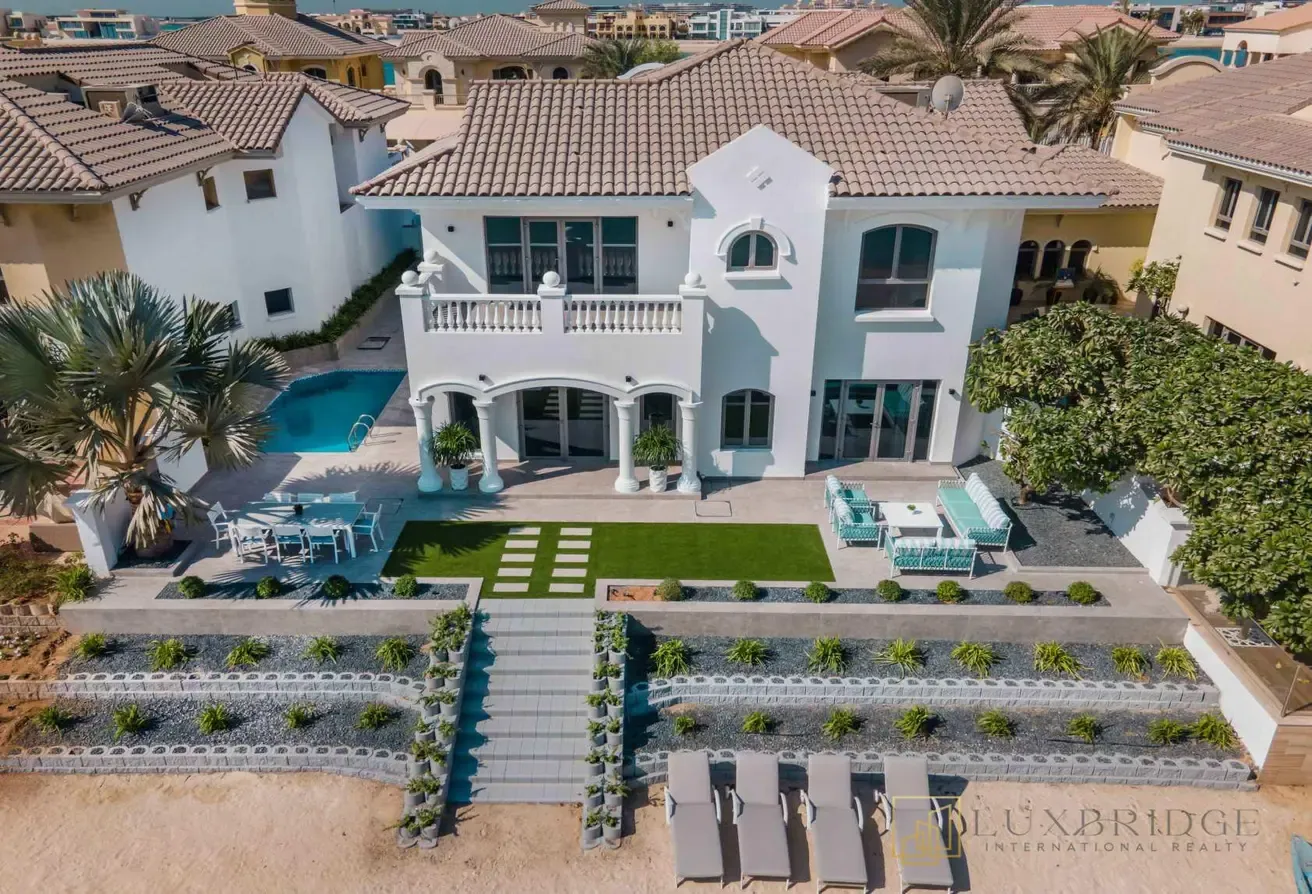 Luxurious | Fully Furnished | Skyline View