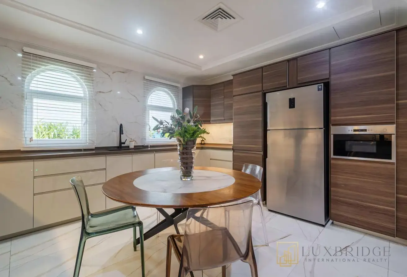 Luxurious | Fully Furnished | Skyline View