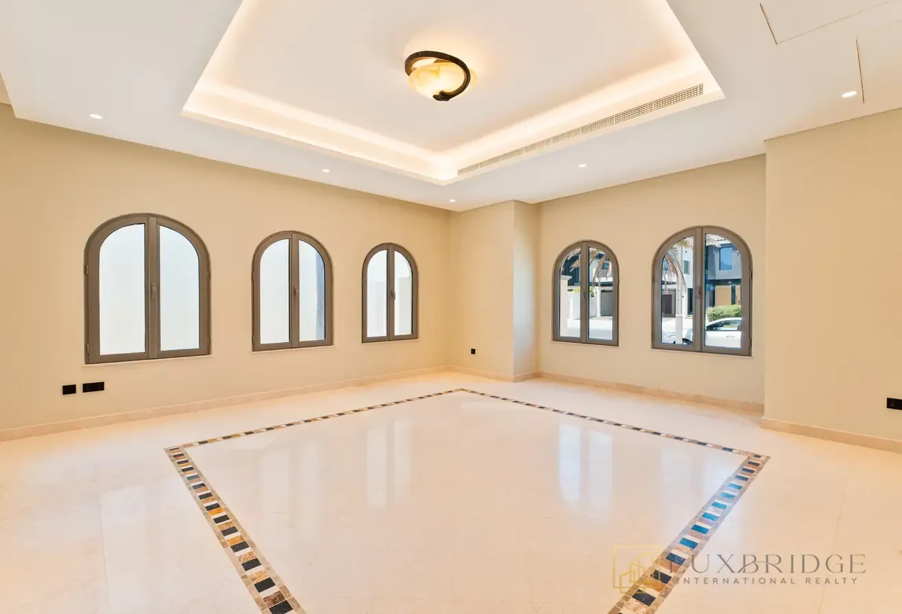 Luxurious Villa | Private Pool | Beach Access