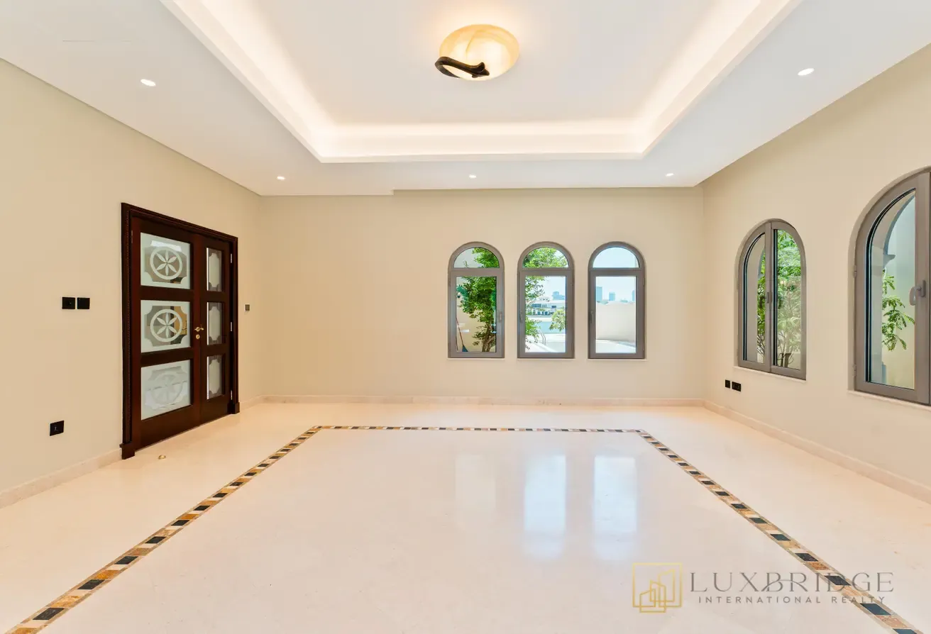 Luxurious Villa | Private Pool | Beach Access