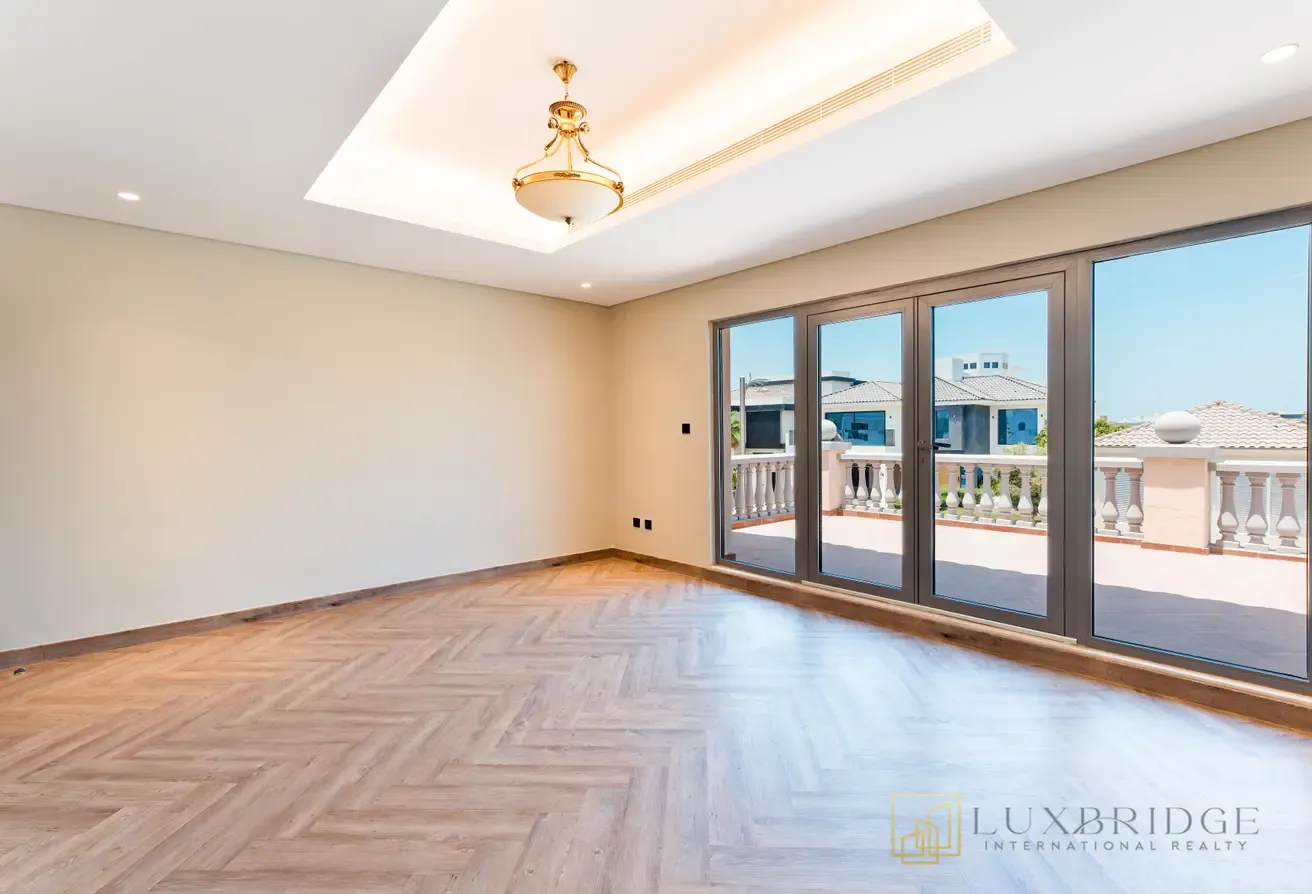 Luxurious Villa | Private Pool | Beach Access