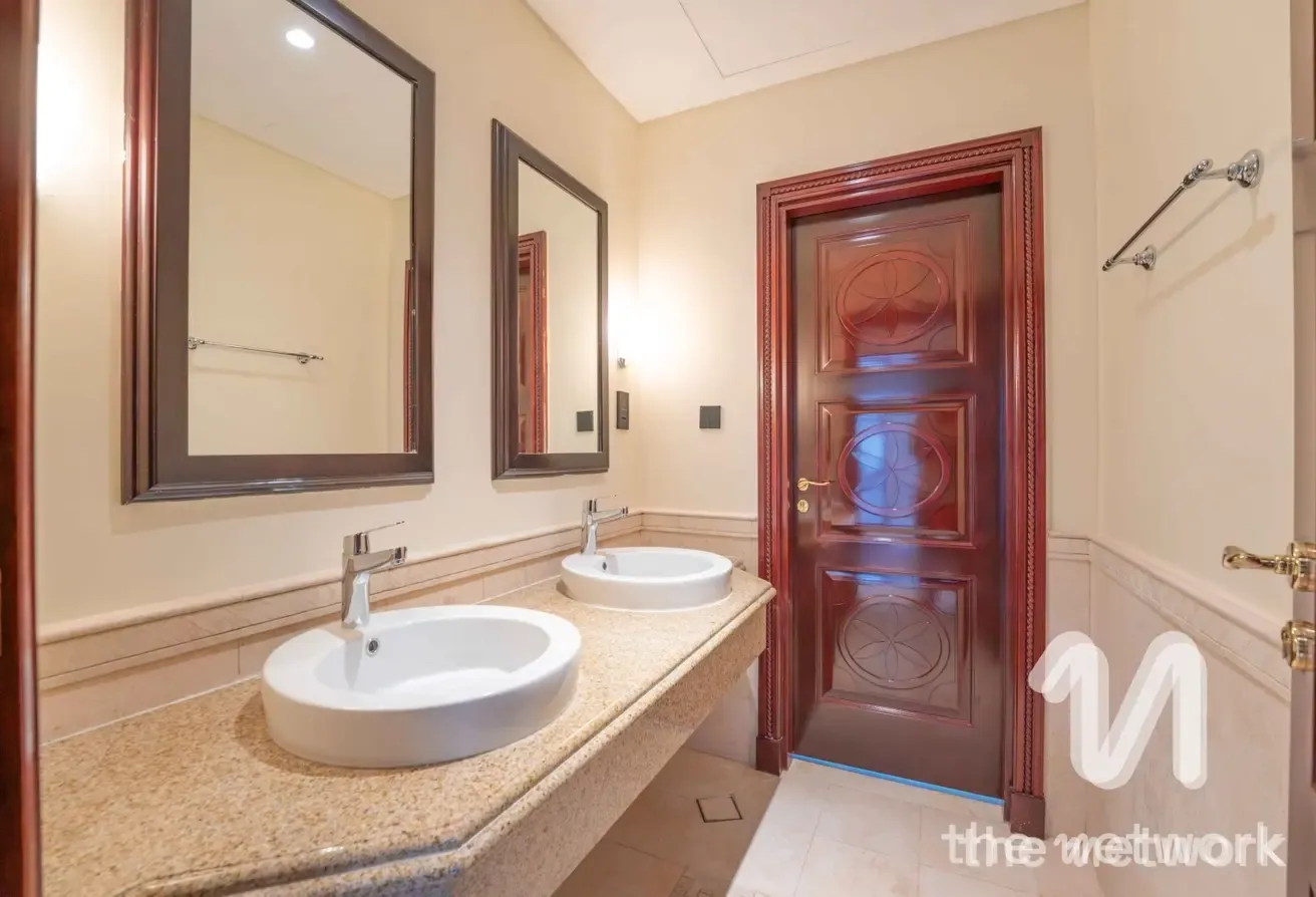 Luxury 4BR Villa | Beach Access | Spacious