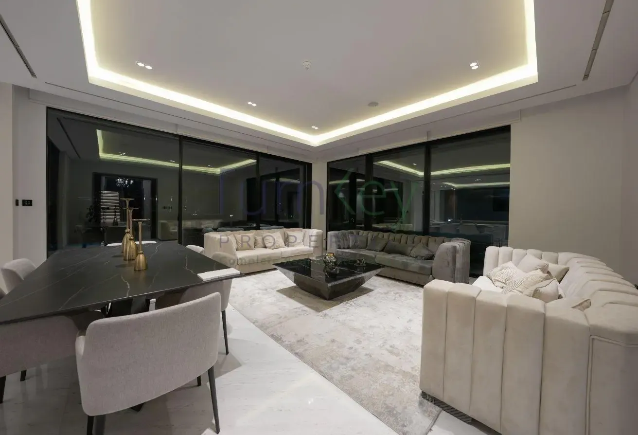 3 FLOORS FULLY RENOVATED VILLA AT HIGH STANDARDS