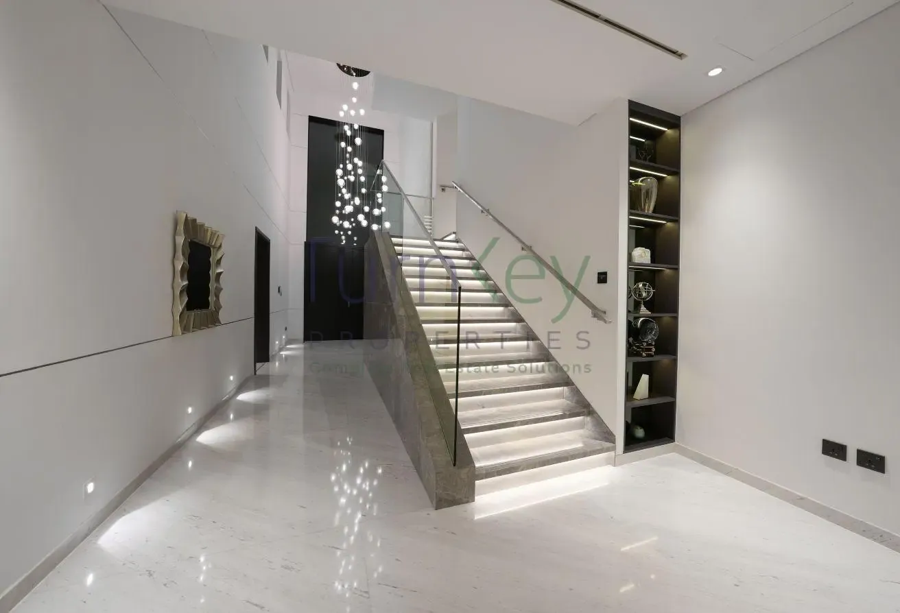 3 FLOORS FULLY RENOVATED VILLA AT HIGH STANDARDS