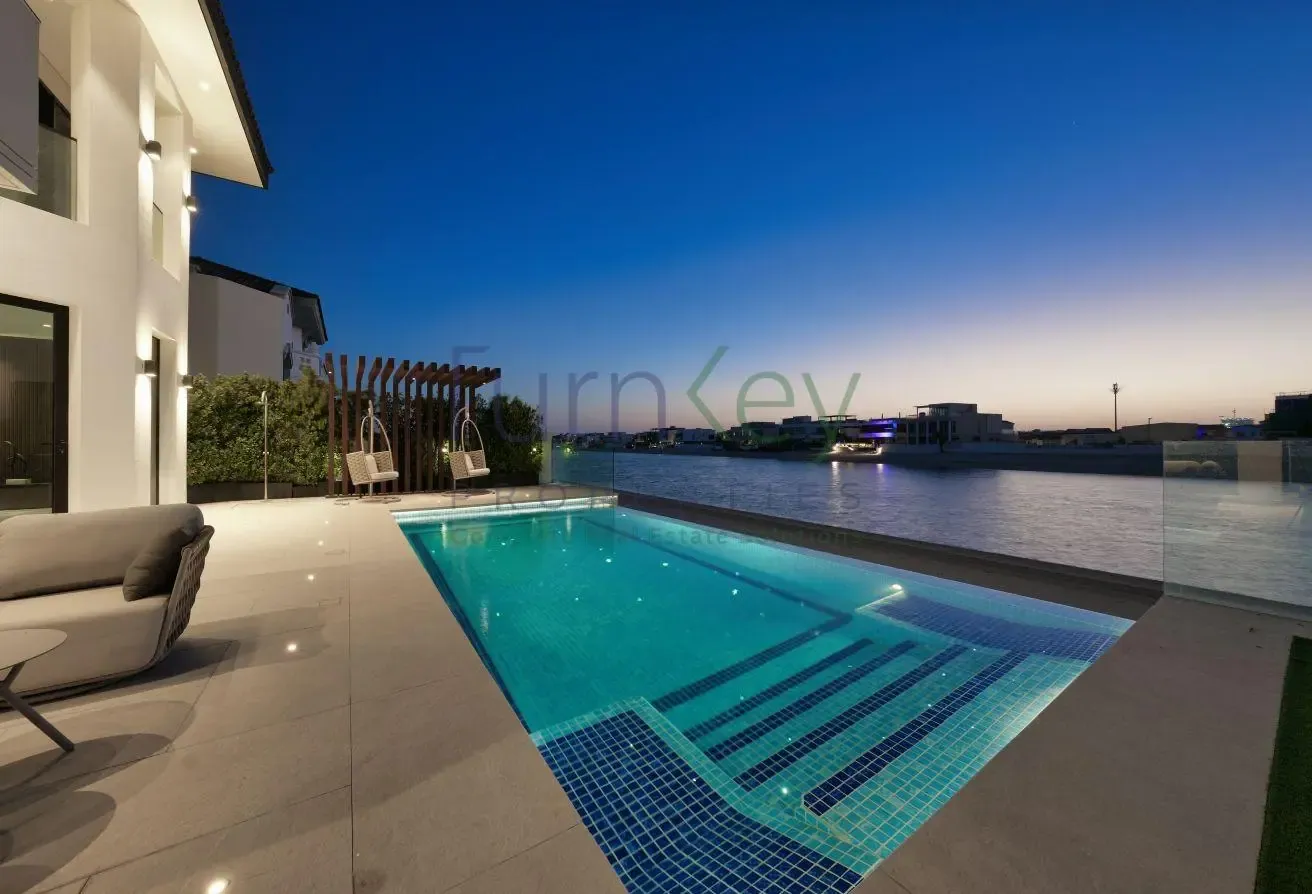3 FLOORS FULLY RENOVATED VILLA AT HIGH STANDARDS