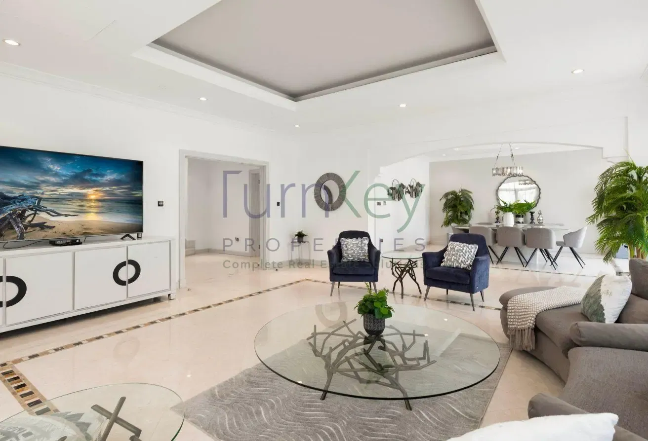 FULLY FURNISHED ATRIUM ENTRY I SKYLINE VIEW