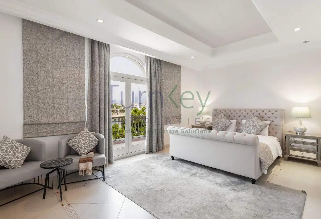 FULLY FURNISHED ATRIUM ENTRY I SKYLINE VIEW