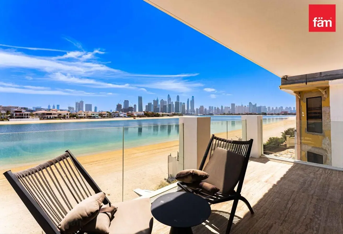 Upgraded|Tastefully Furnished|High Number